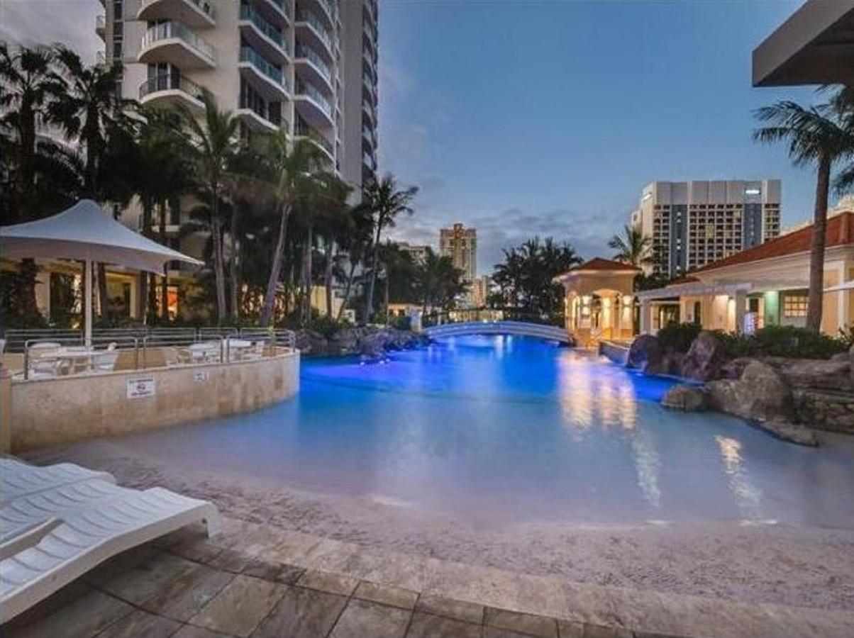 The Towers Of Chevron Renaissance - Holidays Gold Coast Luaran gambar